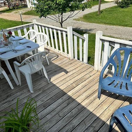 Les Eychecadous Hotel Artigat Екстериор снимка