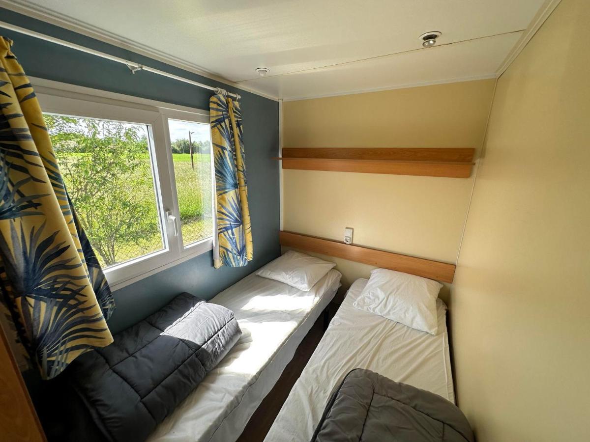 Les Eychecadous Hotel Artigat Екстериор снимка