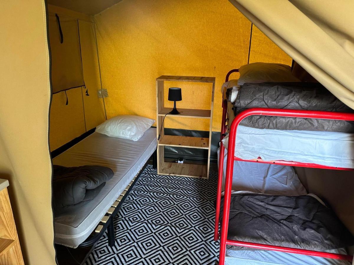 Les Eychecadous Hotel Artigat Екстериор снимка