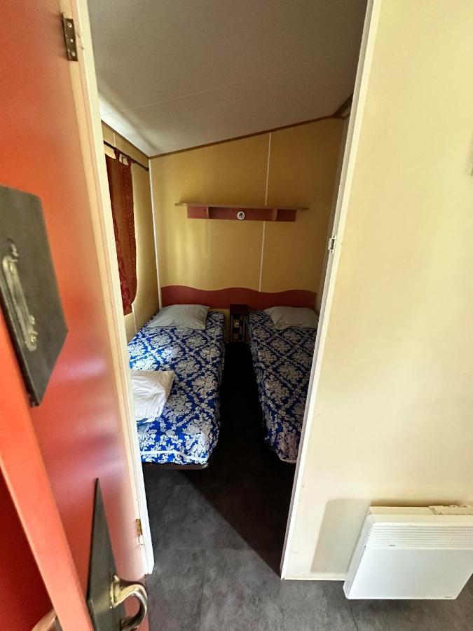 Les Eychecadous Hotel Artigat Екстериор снимка